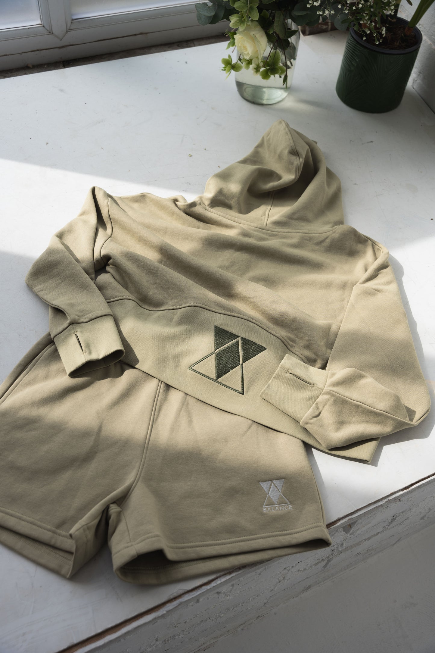 Balance Sage Shorts